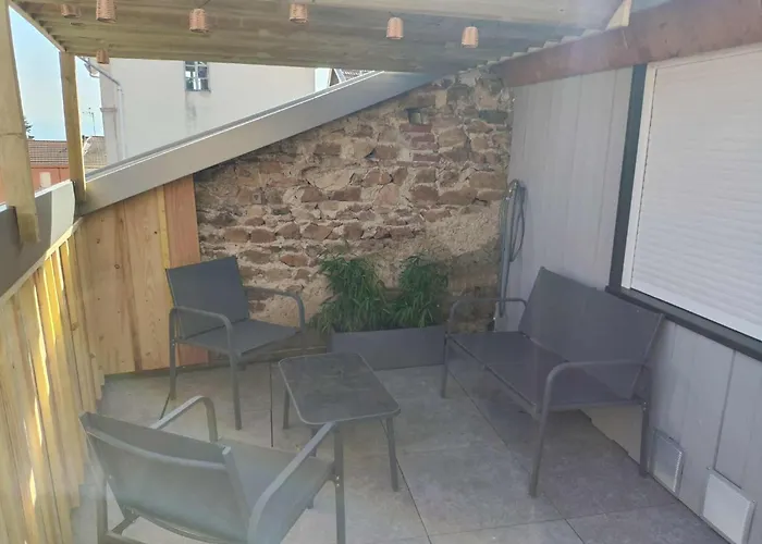 Le Cocon De Soie 4 A 5 Pers * Bussieres (Loire)